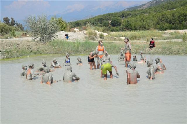 Jeep Safari Çamur Banyosu 