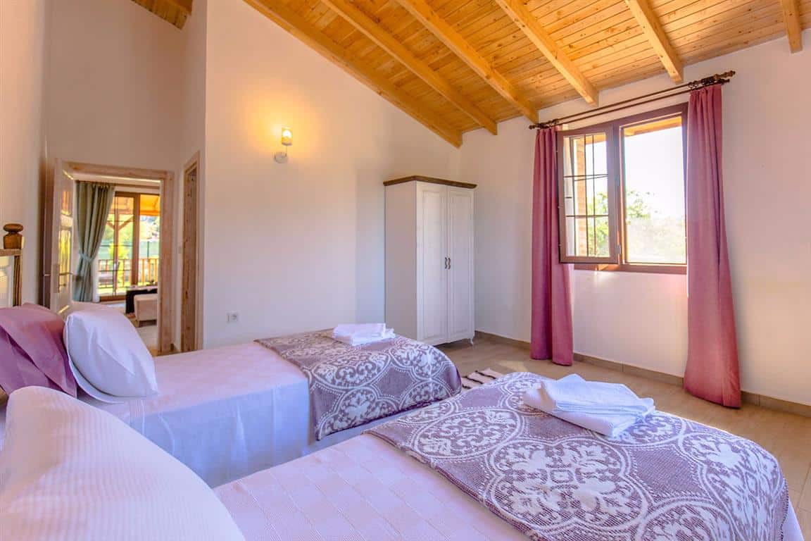 Fethiye Kiralık Muhafazakar Aile Villaları-Villa Meğri