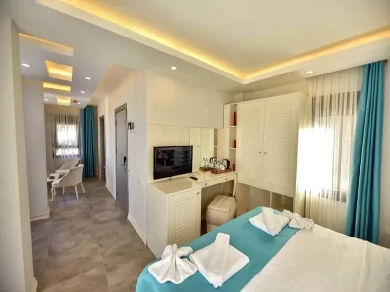 Monastery Hotels (3)