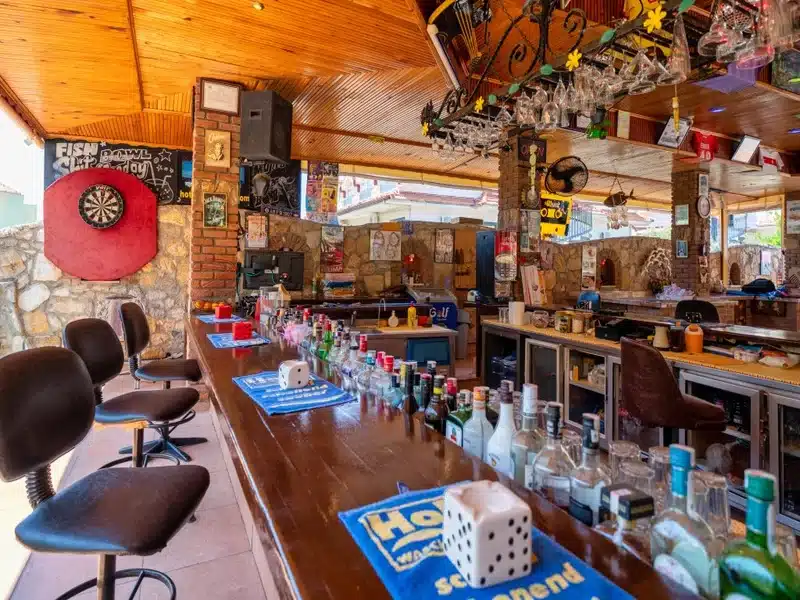 Bar