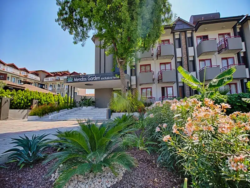 Mendos Garden Hotel