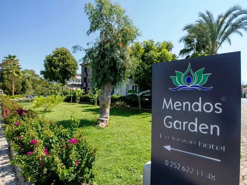 Mendos Garden Hotel