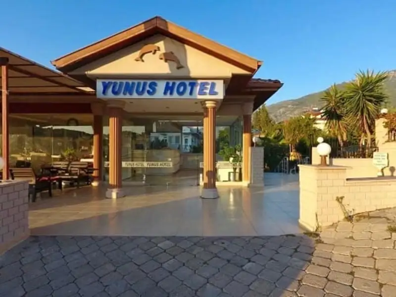 Yunus Hotel